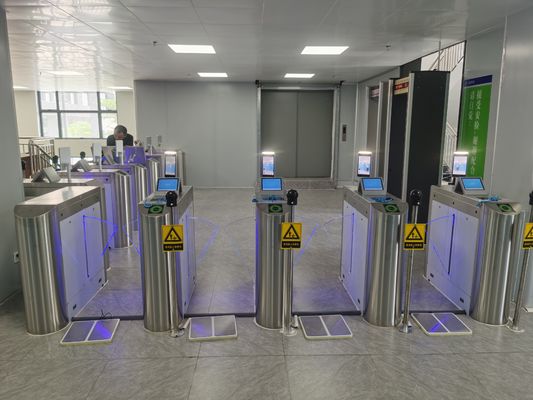 RS232-communicatie treinstation draaibank met barcode scanner voor ticketcontrole